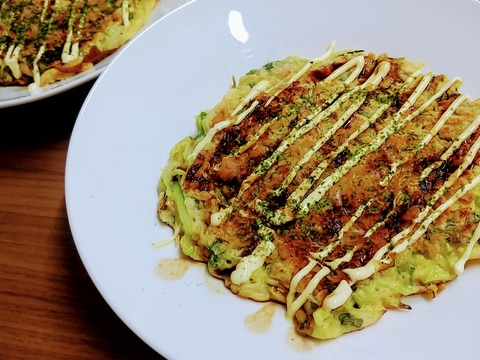 小麦粉と白だしで簡単!野菜たっぷりお好み焼き
